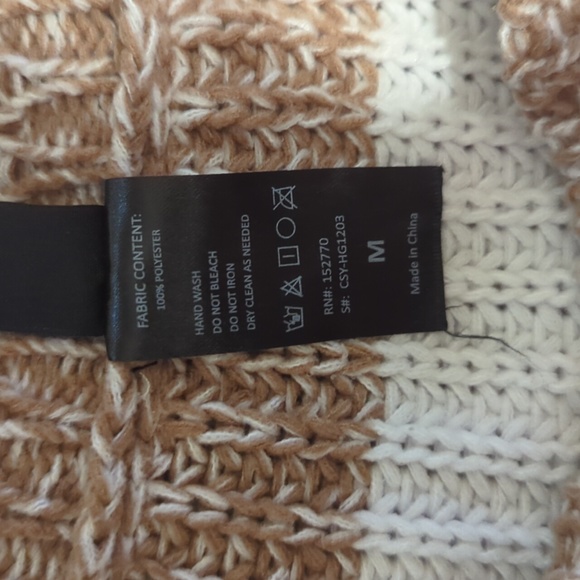 Windsor woman's  cropped striped sweater size medium - Picture 5 of 5